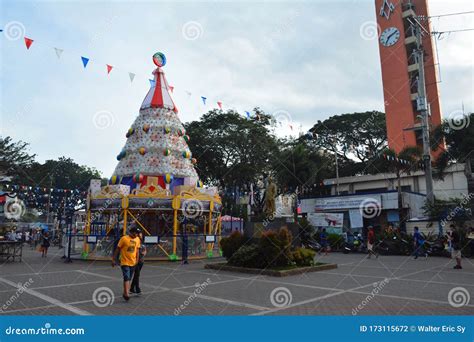 Antipolo (City, Philippines) .